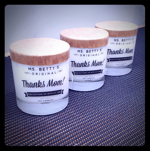 ⭐HOST PICK⭐Thanks Mom For Putting Up With My Shit - Picture 3 of 6